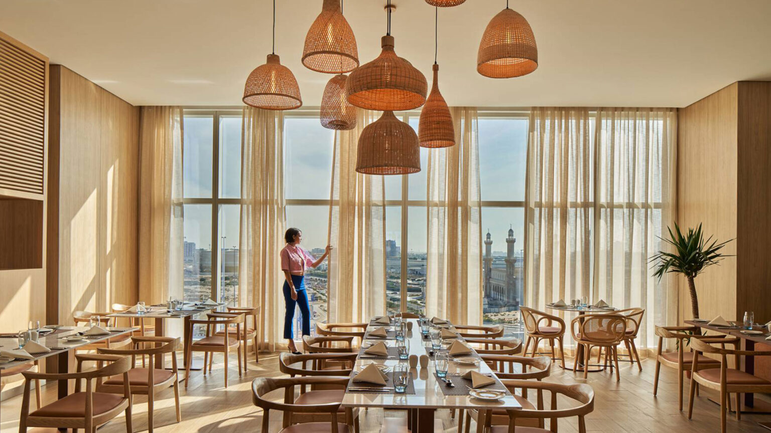Novotel-Elegant-Dining